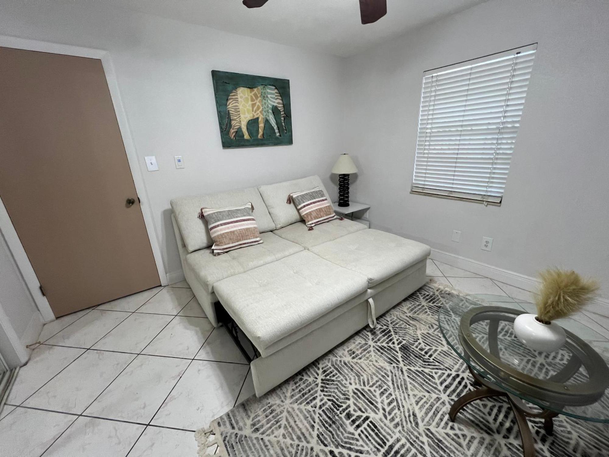 La Casita Of Raymond James Stadium Lejlighed Tampa Eksteriør billede